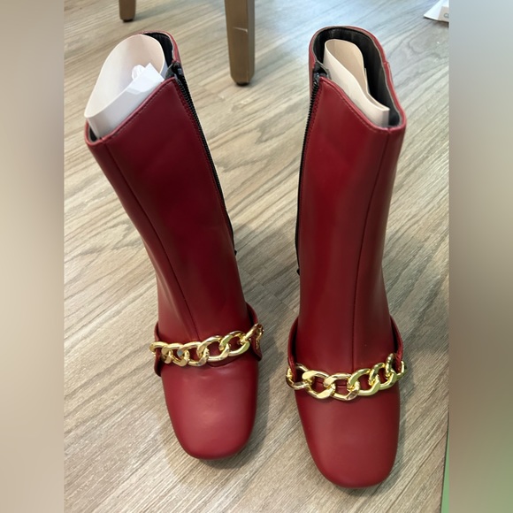 Shoes - Women’s red booties, size 9.